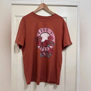 Guns & Roses  Graphic Tshirt